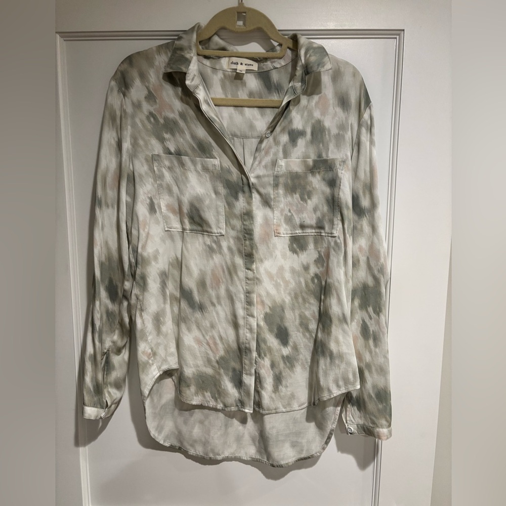 Cloth & Stone Women's Green and Gray Button-Down Shirt